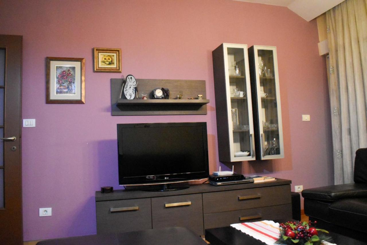 Apartman Sara 2 Podgorica Ngoại thất bức ảnh