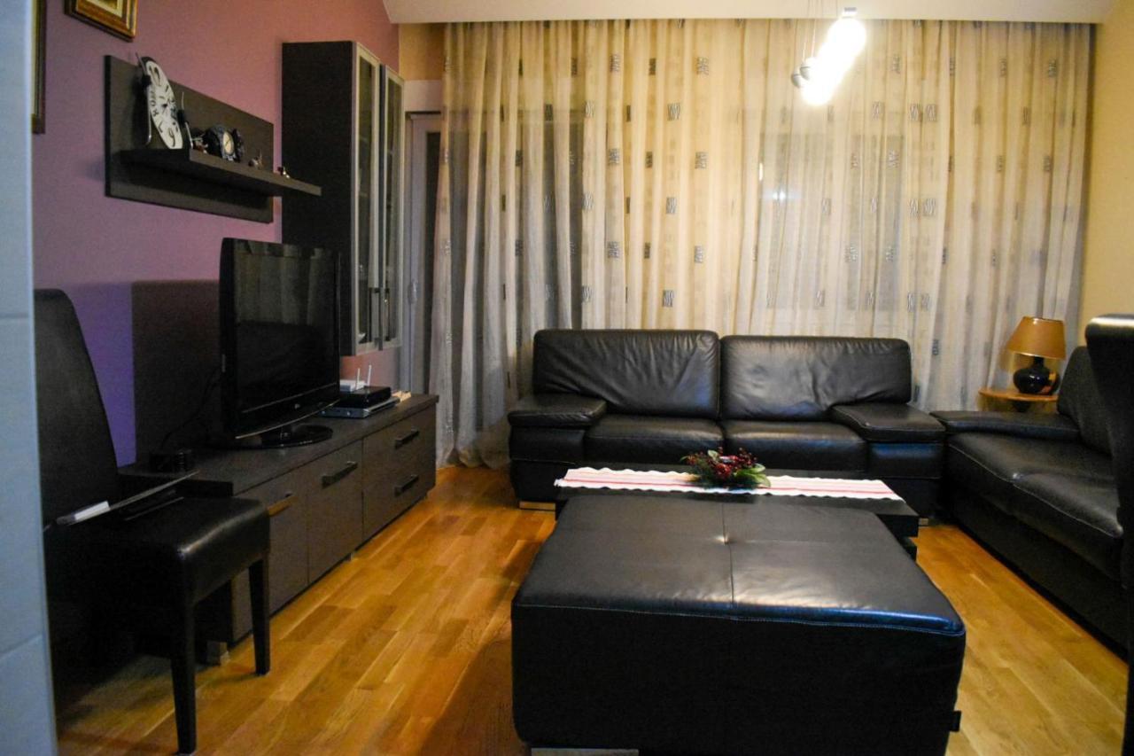 Apartman Sara 2 Podgorica Ngoại thất bức ảnh