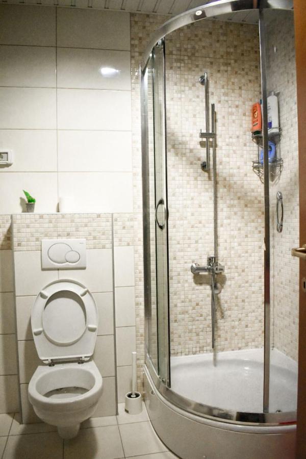 Apartman Sara 2 Podgorica Ngoại thất bức ảnh