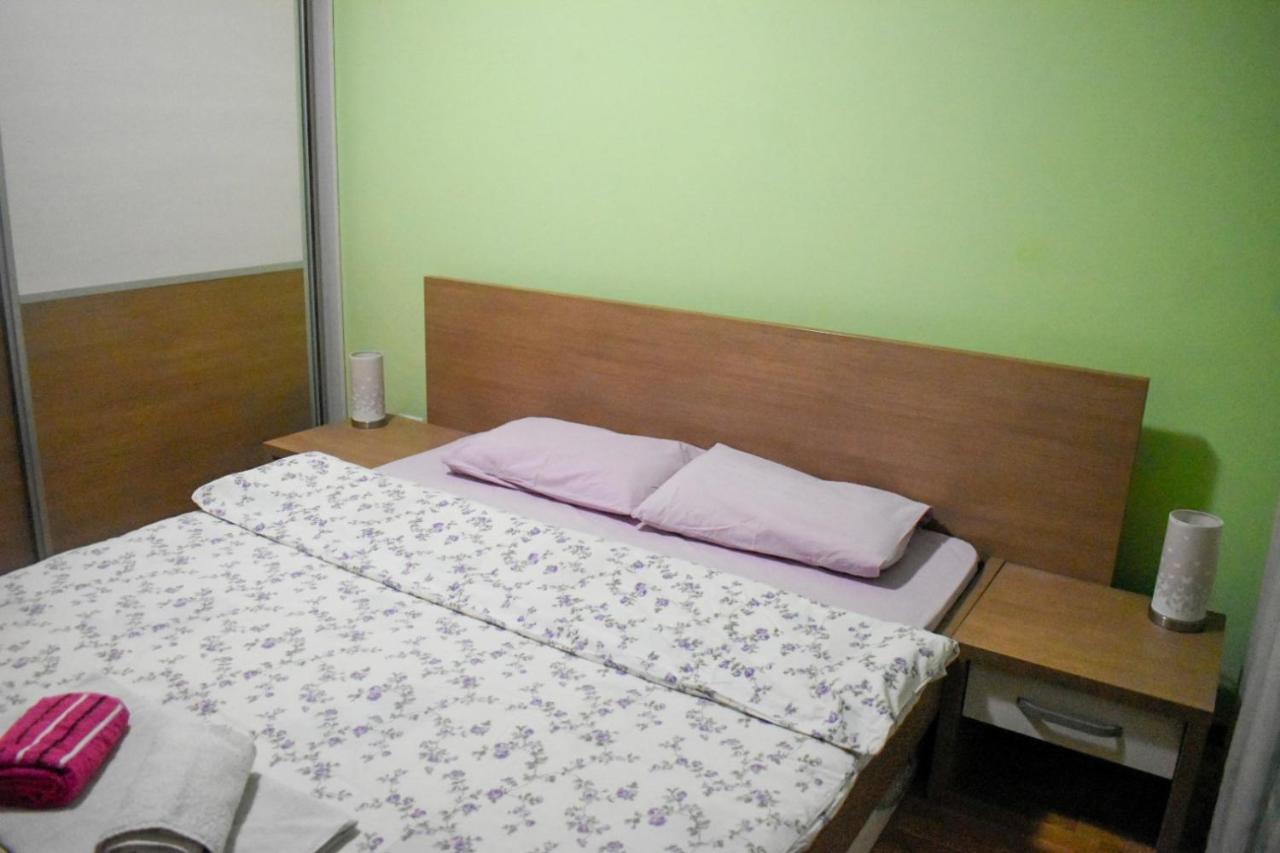 Apartman Sara 2 Podgorica Ngoại thất bức ảnh